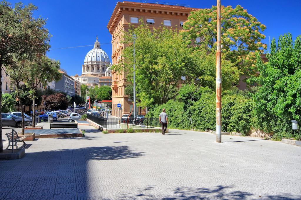 Magenta Vaticano Fornaci Róma Szoba fotó