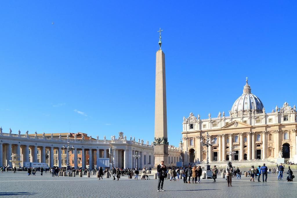 Magenta Vaticano Fornaci Róma Szoba fotó
